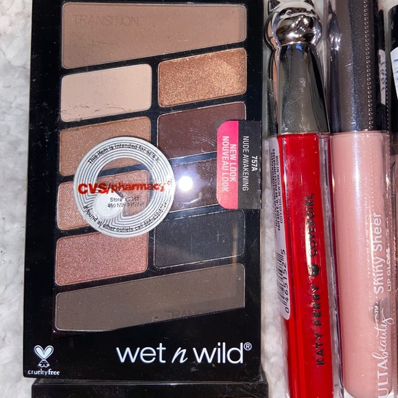 Drugstore makeup bundle new with packaging - Picture 4 of 6